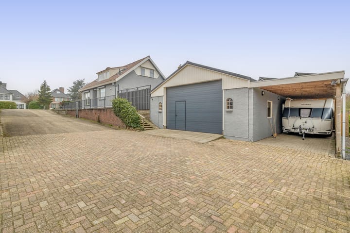 Foto 51 van Rodenrijseweg 147