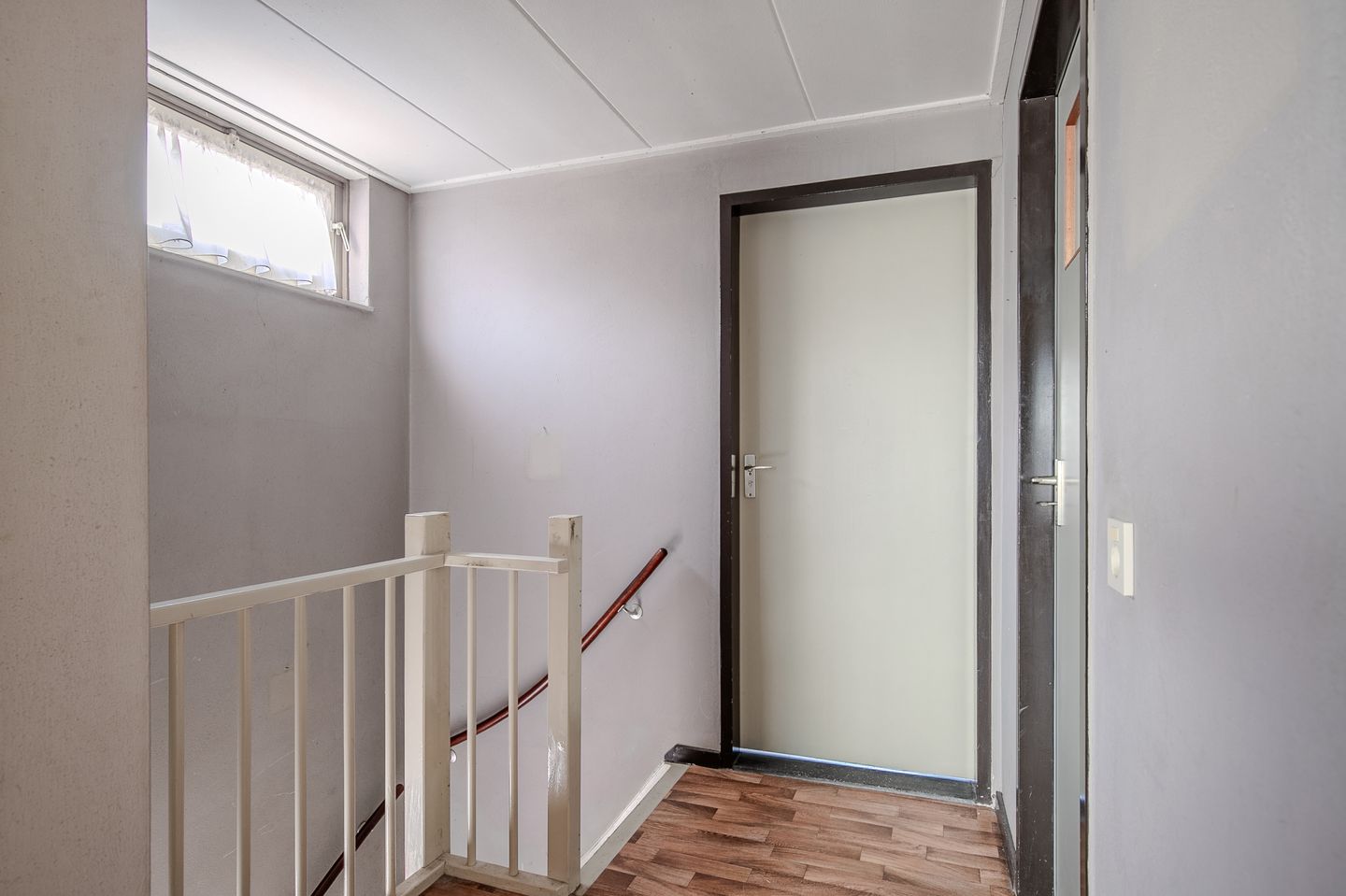 Foto 10 van Roerstraat 9