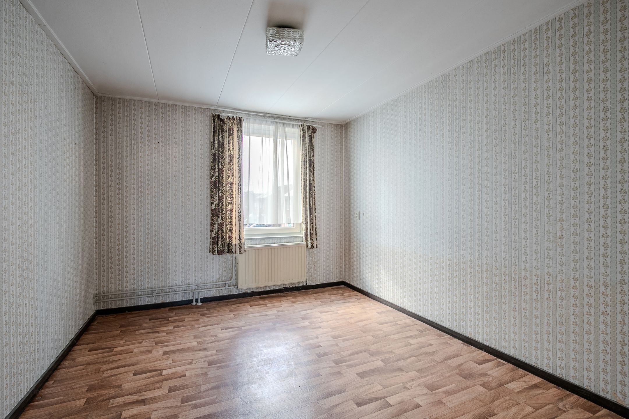 Foto 12 van Roerstraat 9