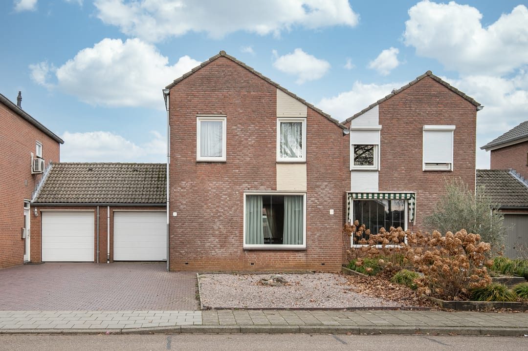 Foto 17 van Roerstraat 9