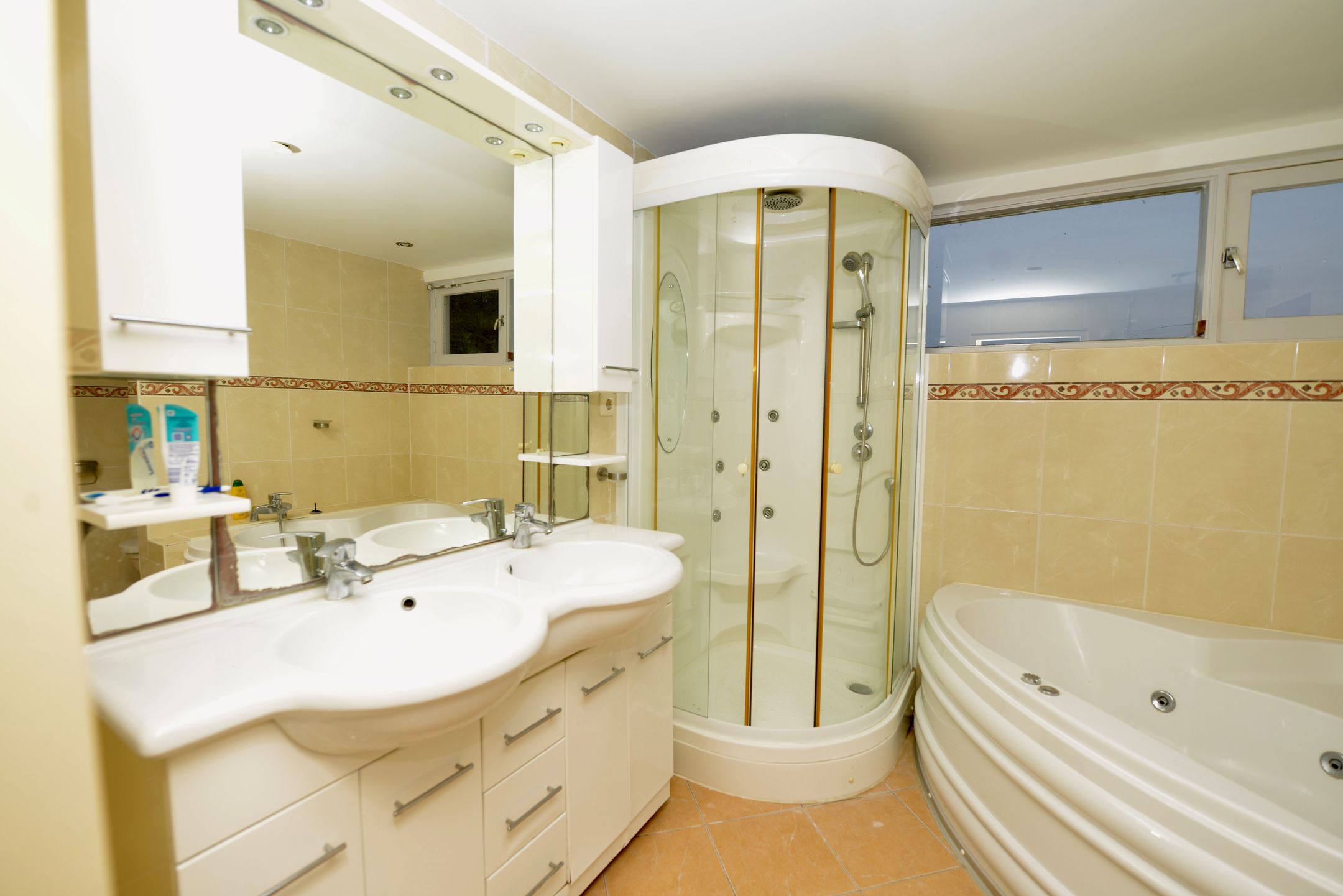 Foto 12 van Meester van Coothstraat 47-A