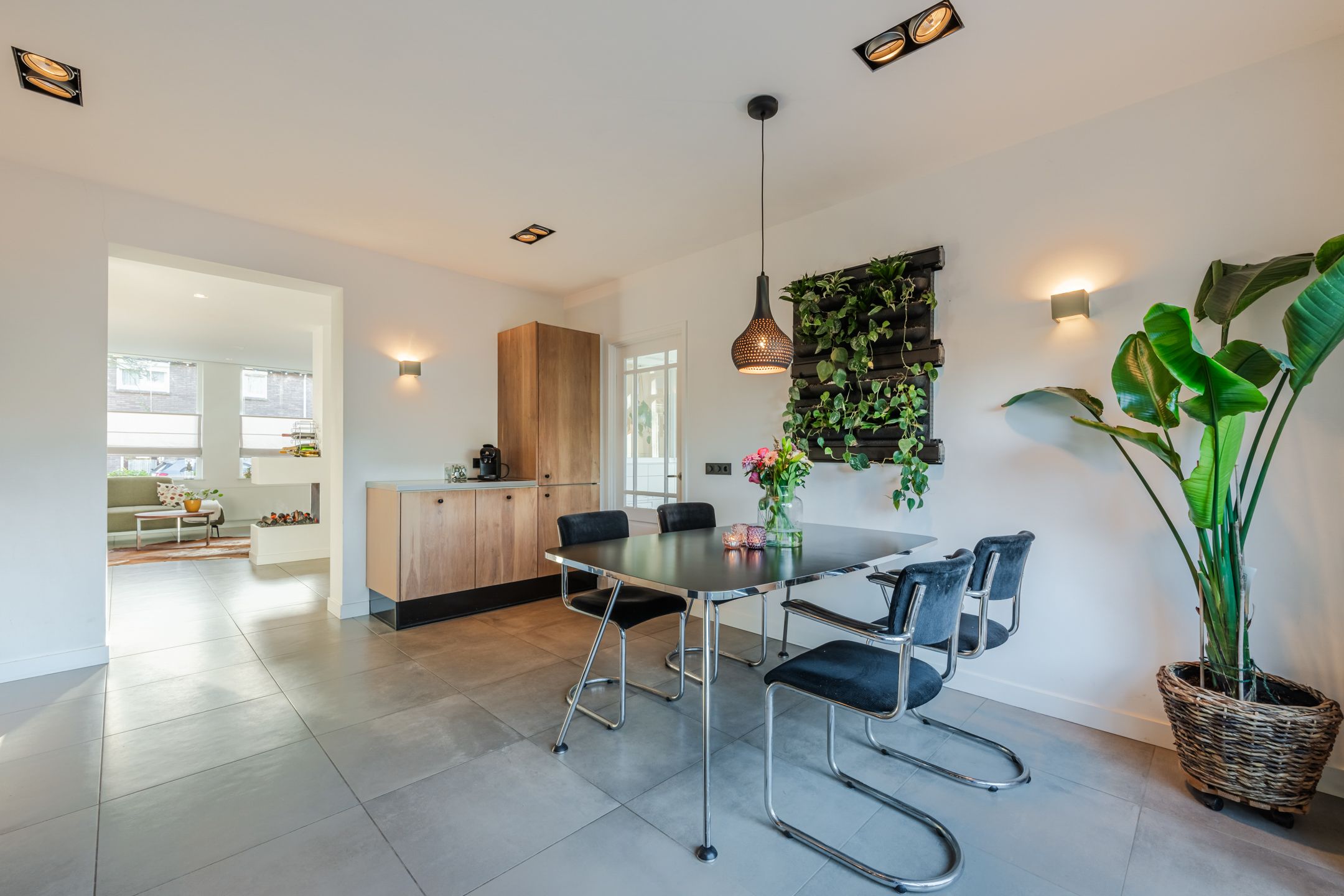 Foto 18 van Vincent van den Heuvelstraat 15