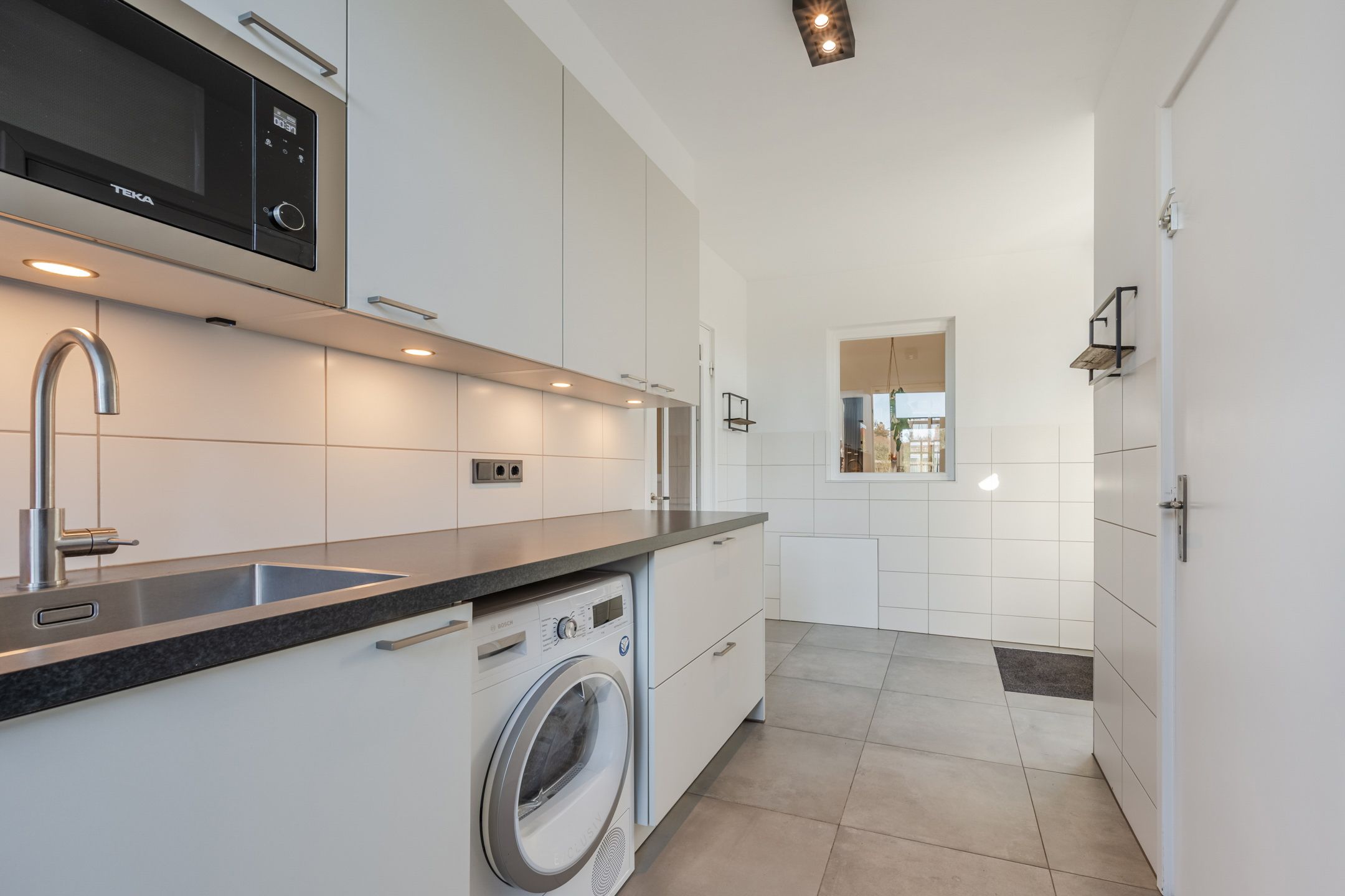 Foto 21 van Vincent van den Heuvelstraat 15