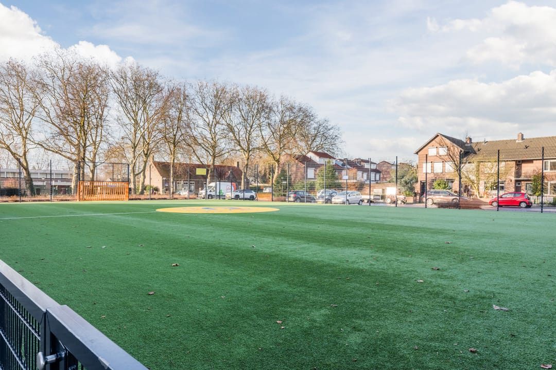 Foto 47 van Vincent van den Heuvelstraat 15