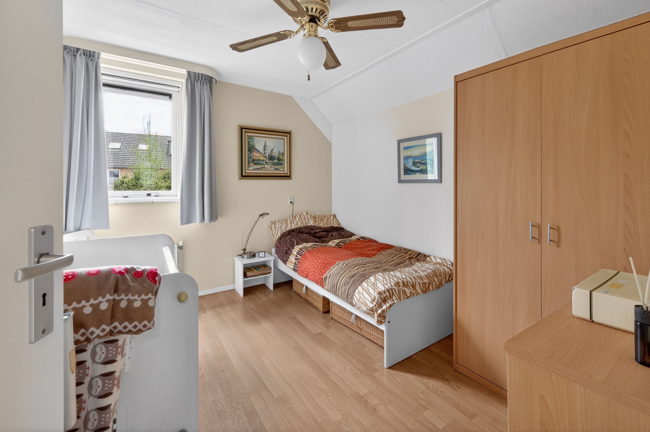 Photo 15 of Honingraat 11