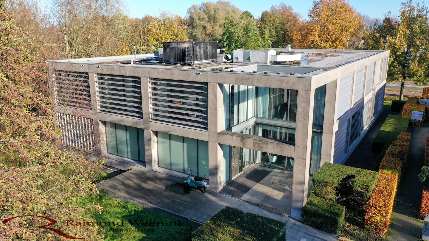 Bekijk foto 1 van Moergestelseweg 16