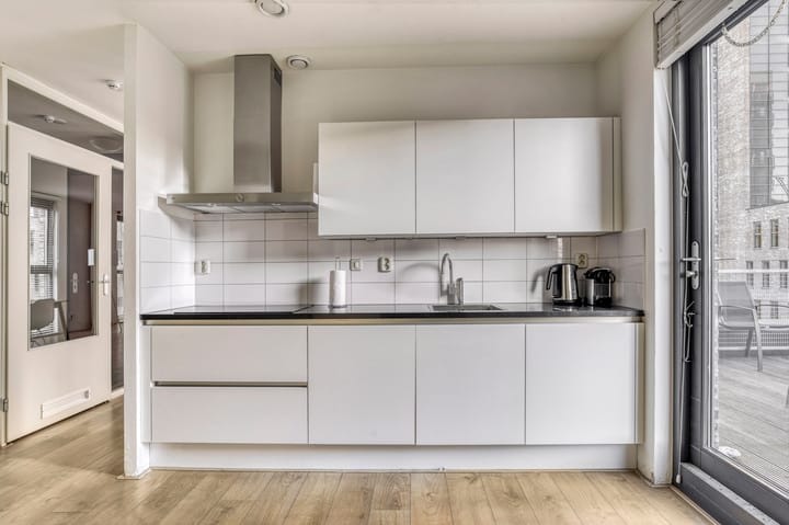 Photo 10 of Carolina van Nassaustraat 69