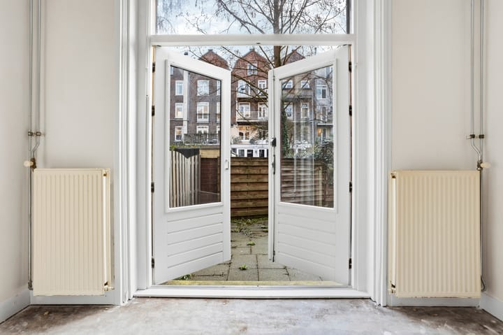 Photo 4 of Quellijnstraat 52-H