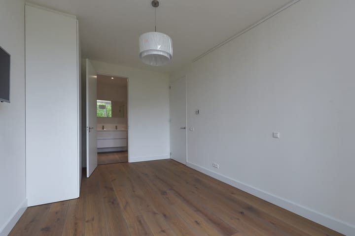 Foto 11 van Oostduinplein 240