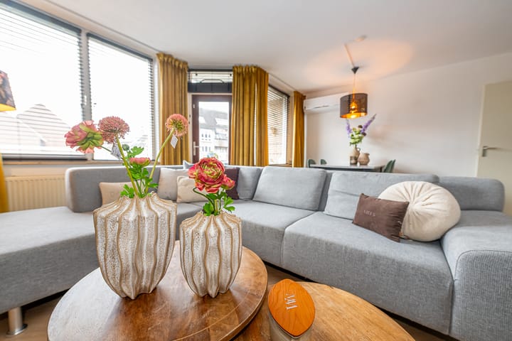 Foto 5 van Lakenweversplein 26-D