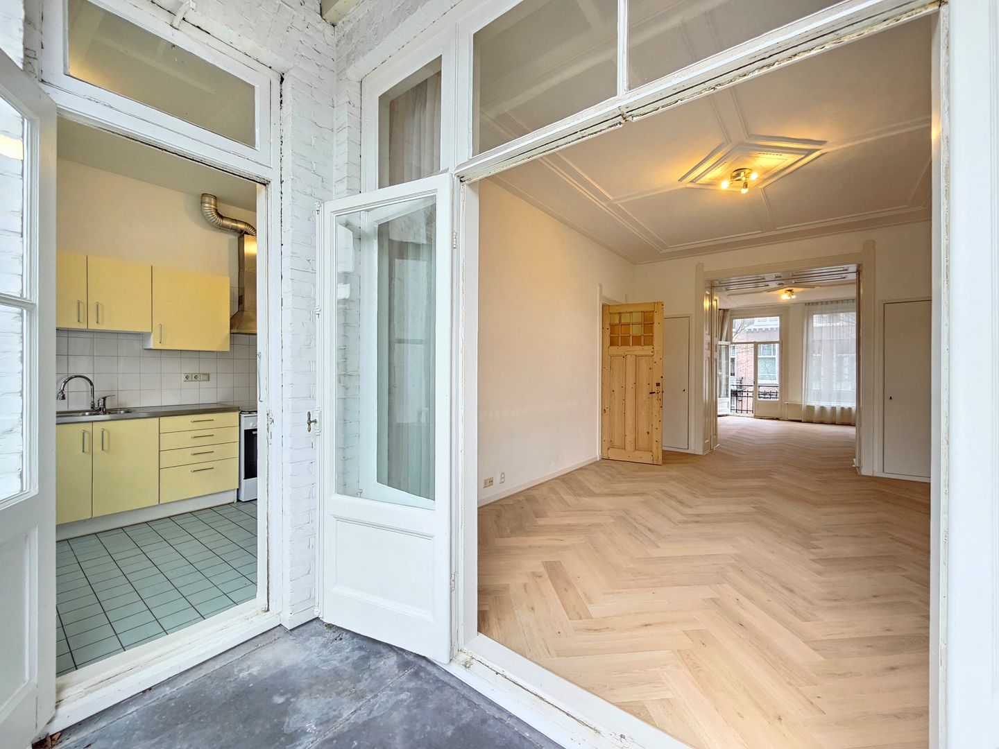 Photo 10 of Johannes Verhulststraat 175-2