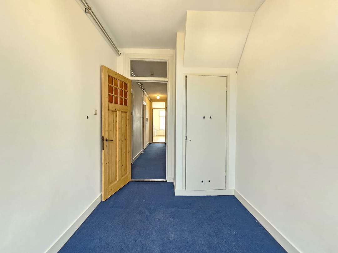 Photo 37 of Johannes Verhulststraat 175-2