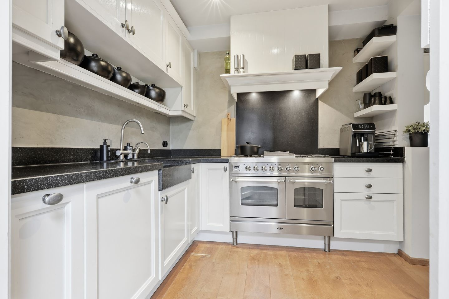 Foto 10 van Scheibeekstraat 28