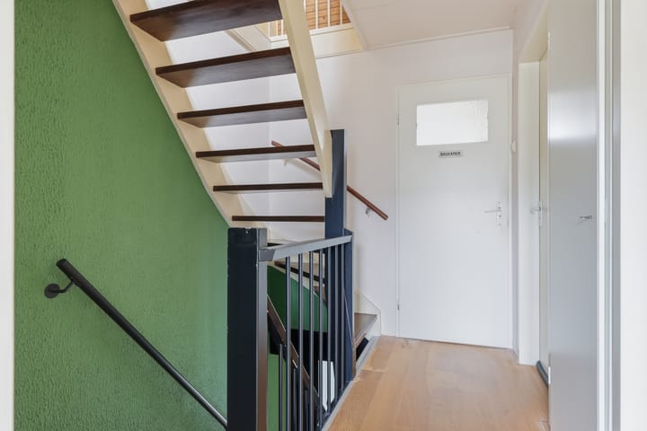 Foto 15 van Scheibeekstraat 28