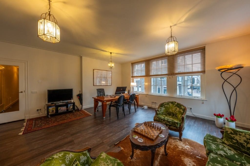 View photo 5 of Heul 3-B