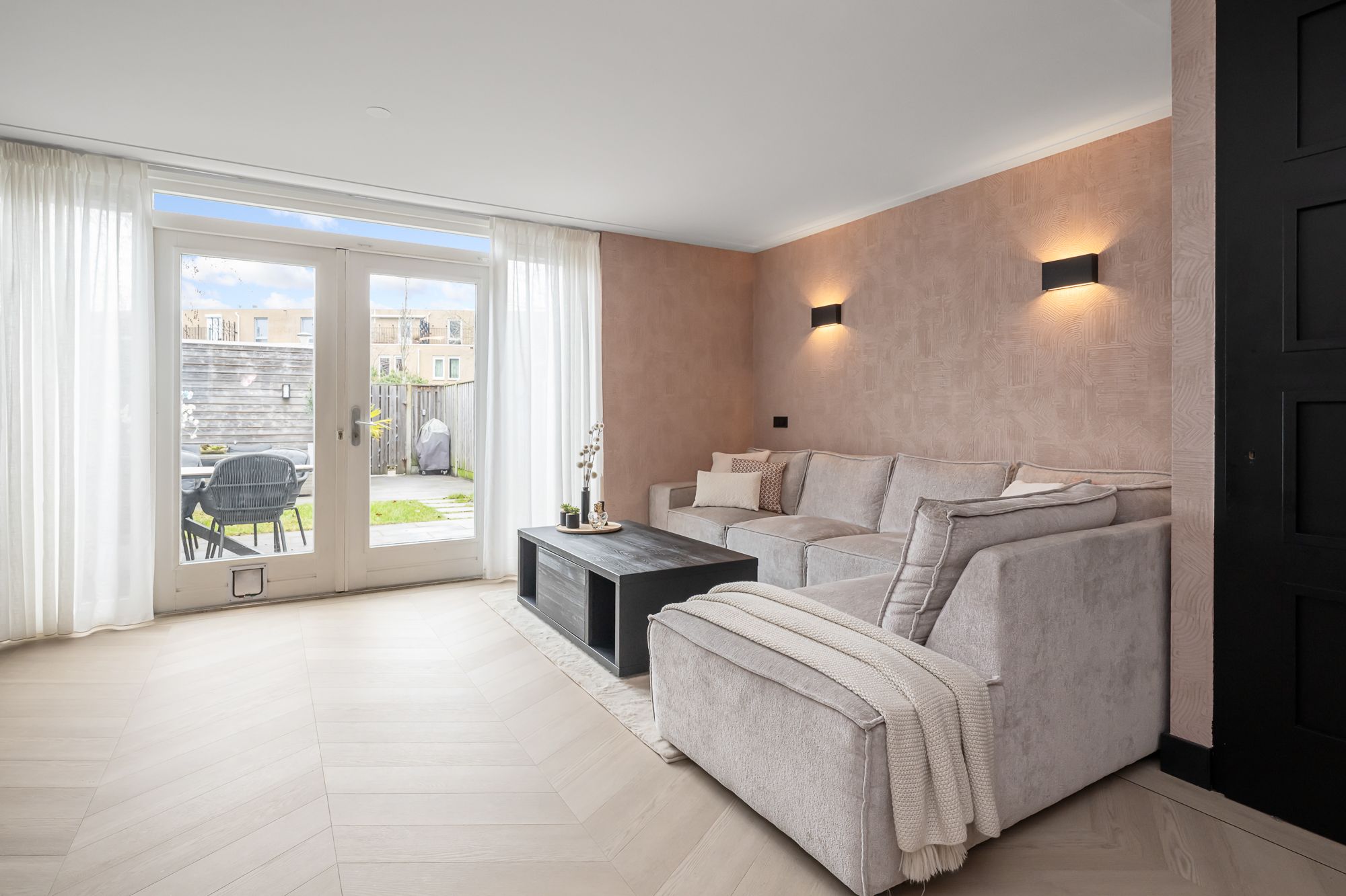 Photo 6 of Blauwe Ring 75