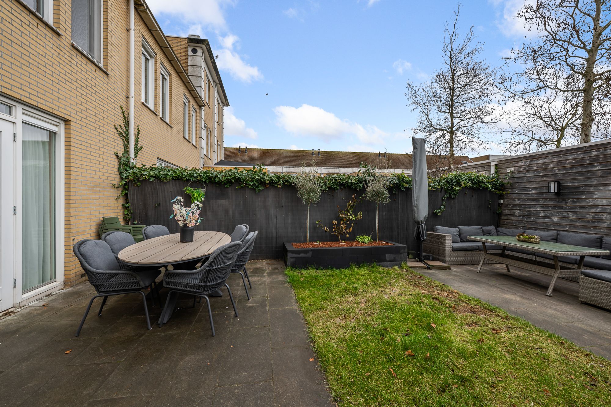 Photo 30 of Blauwe Ring 75