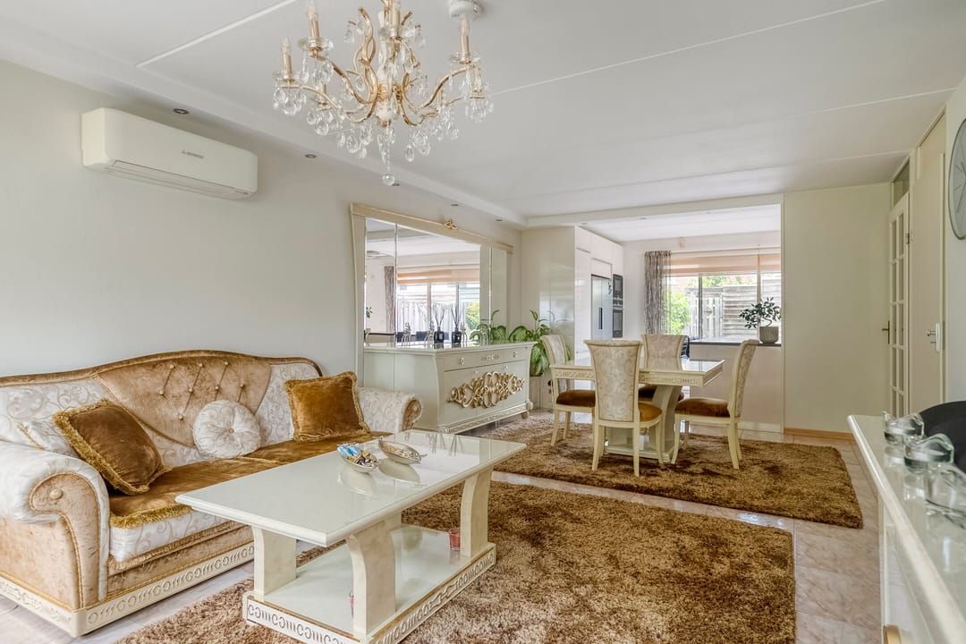 Photo 11 of Vasalisstraat 34