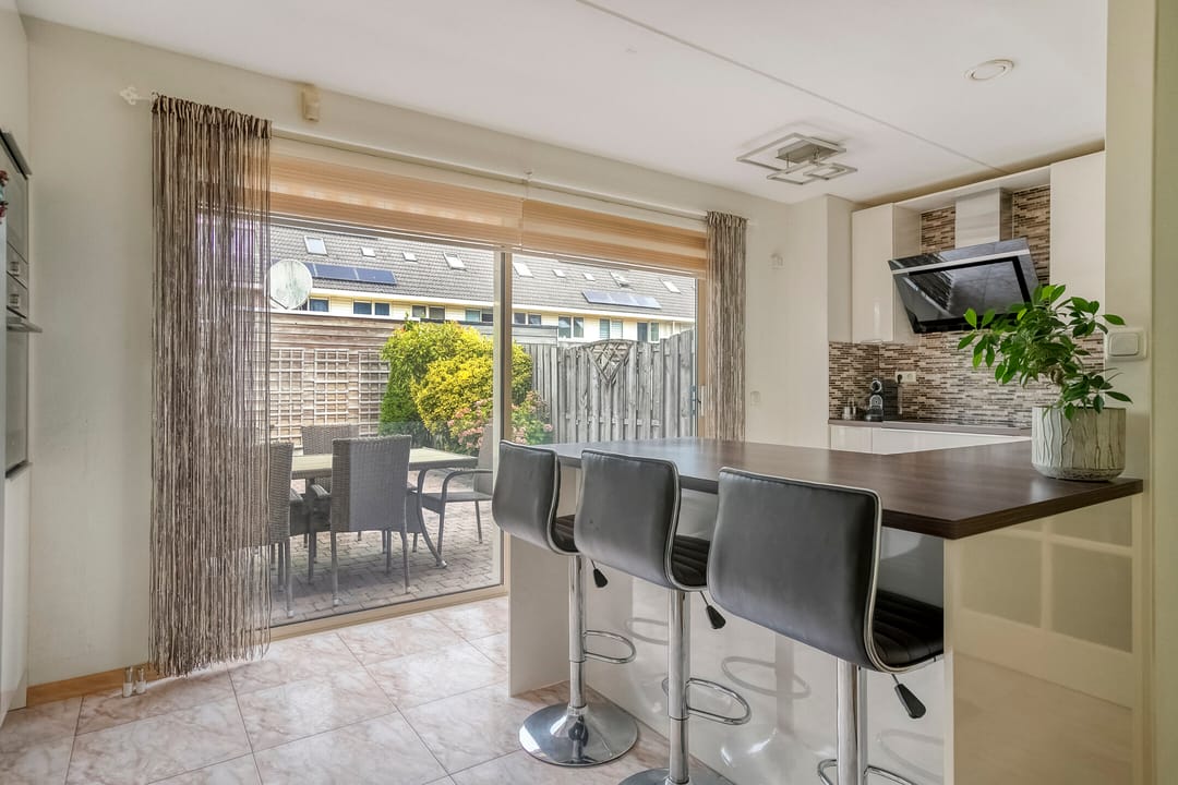 Photo 13 of Vasalisstraat 34