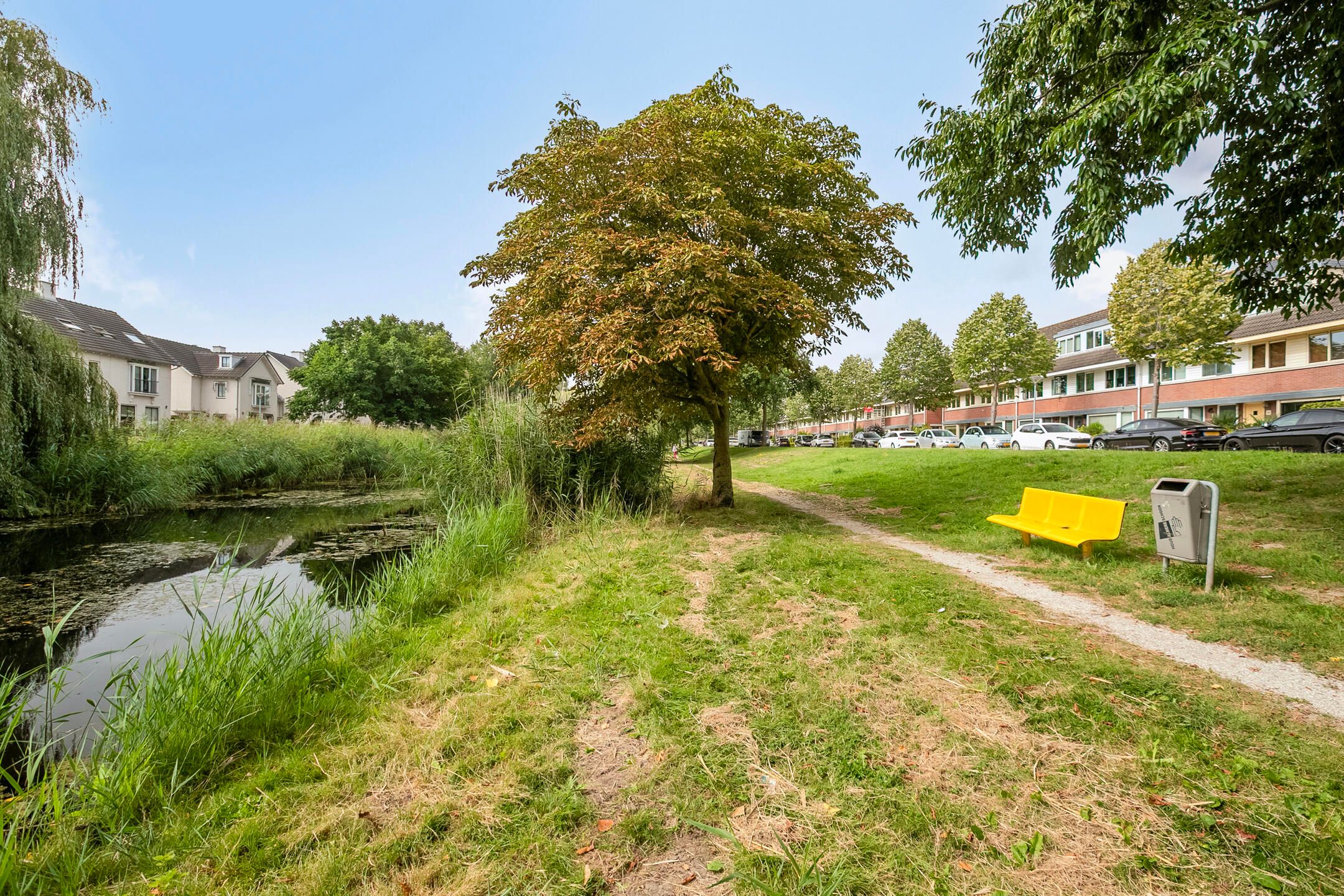 Photo 36 of Vasalisstraat 34