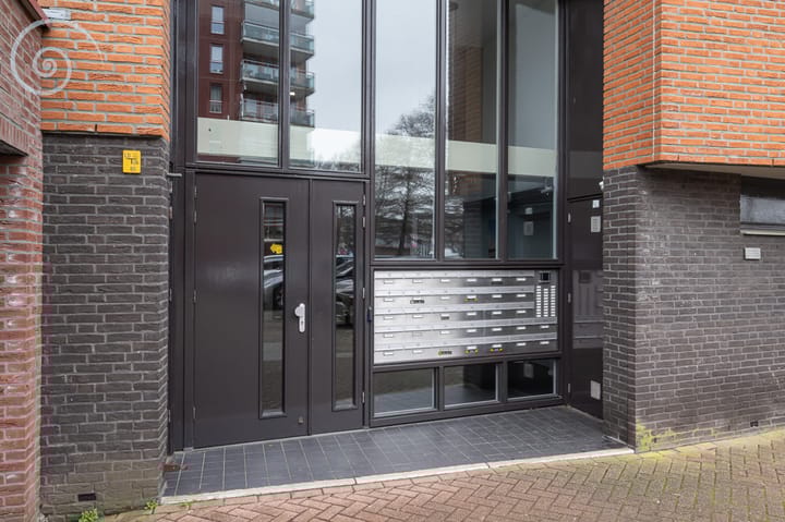 Photo 5 of Waterlinze 50