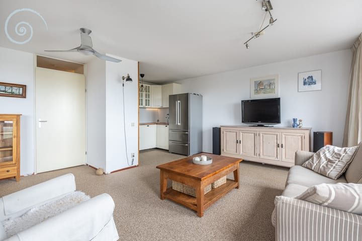 Photo 11 of Waterlinze 50