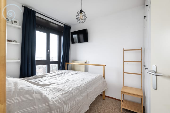 Photo 21 of Waterlinze 50