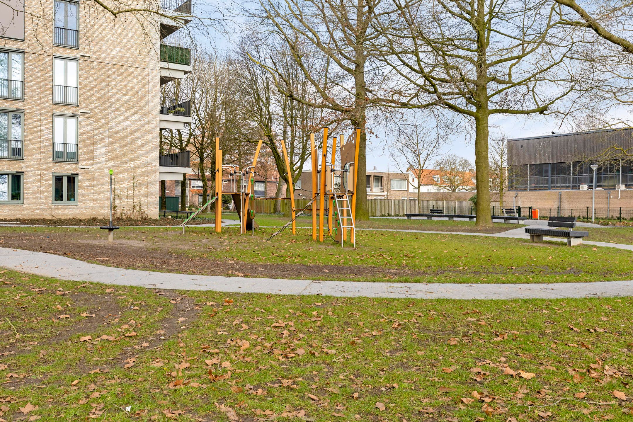 Photo 39 of Draaiboomstraat 14