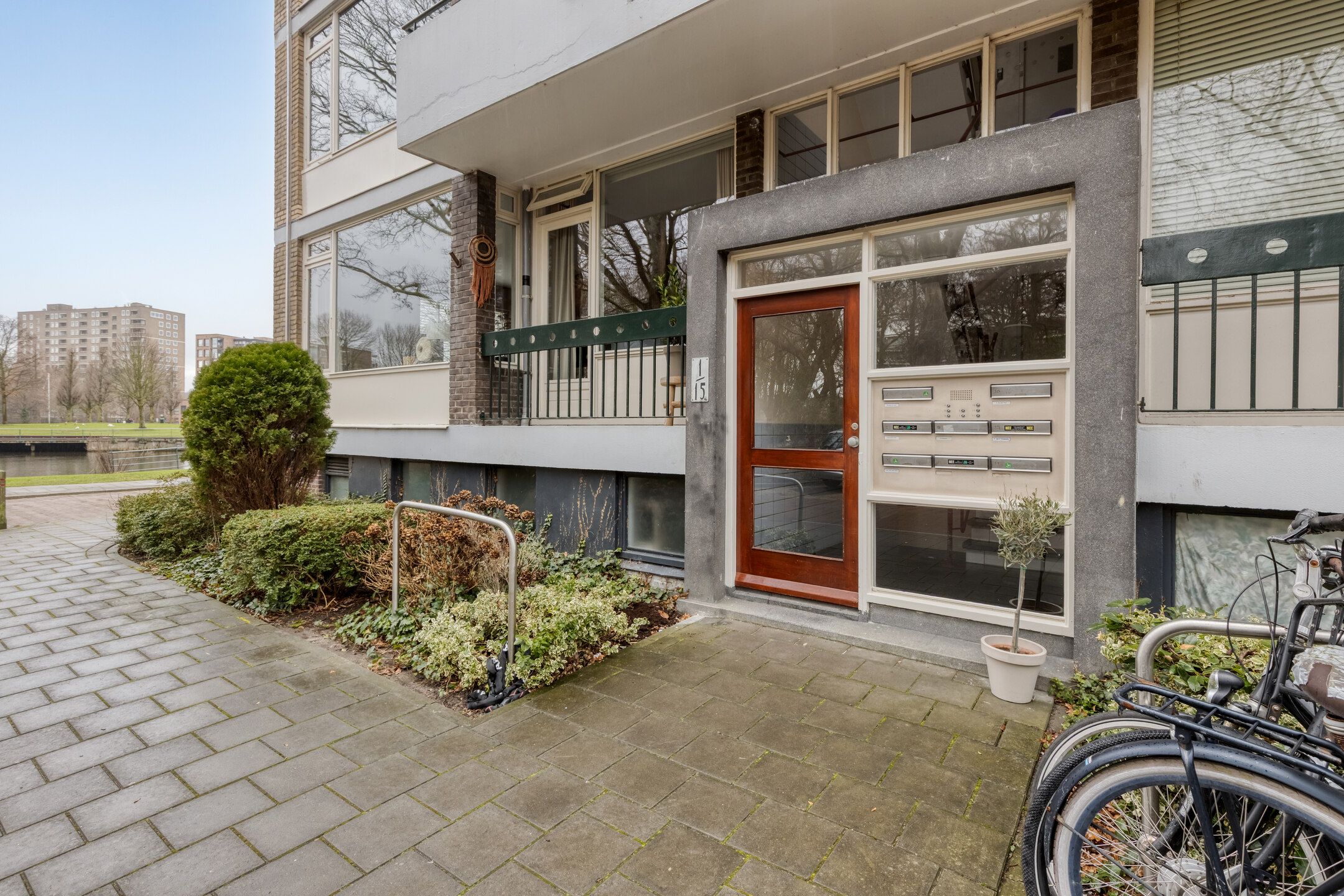 Foto 9 van Lelielaan 1