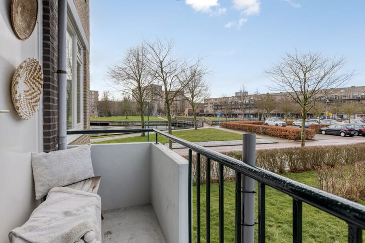 Foto 16 van Lelielaan 1