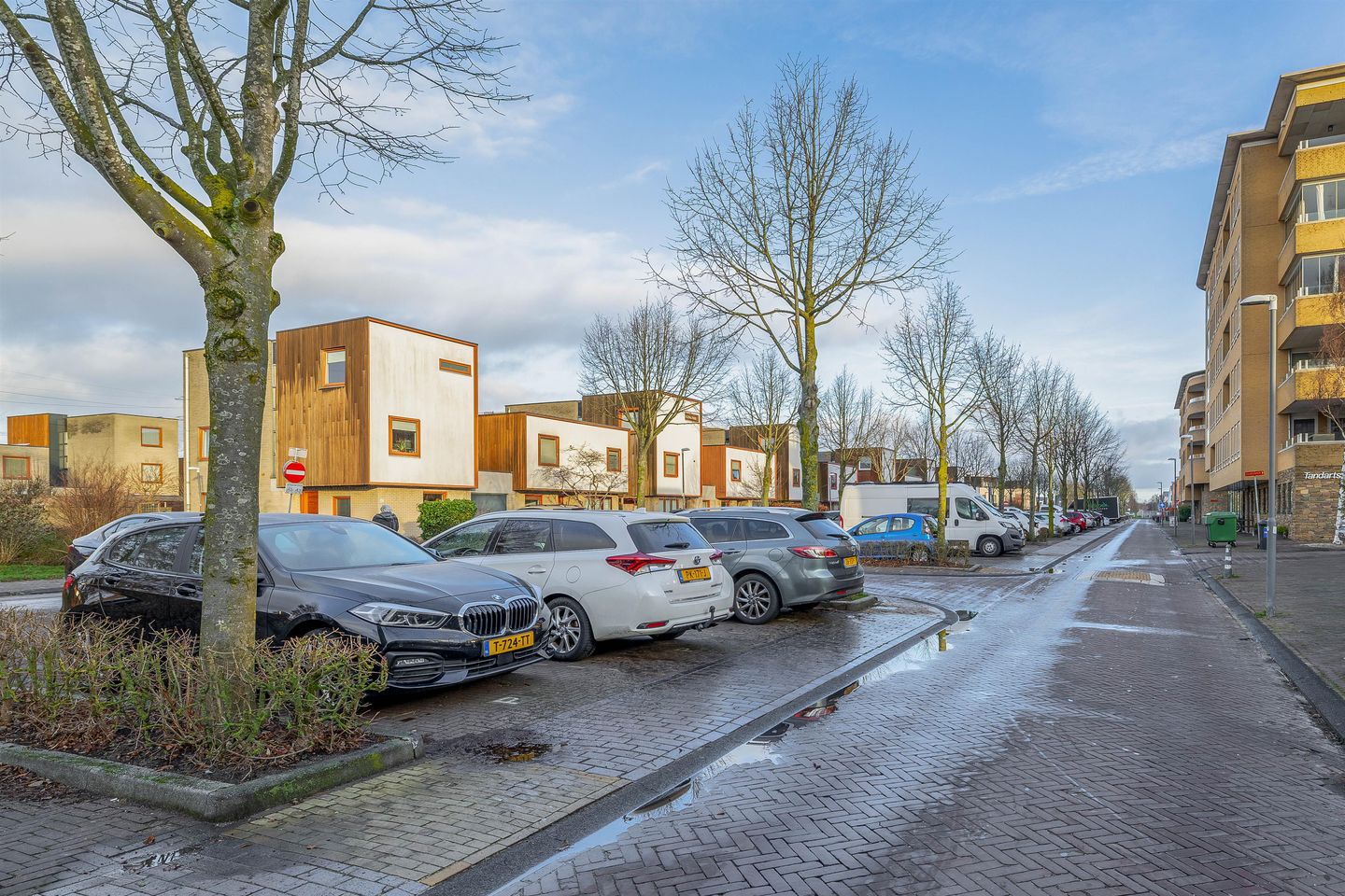 Photo 44 of Eli Heimanshof 81