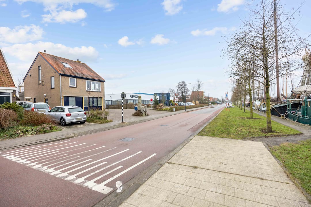 Photo 11 of Kanaalweg 74