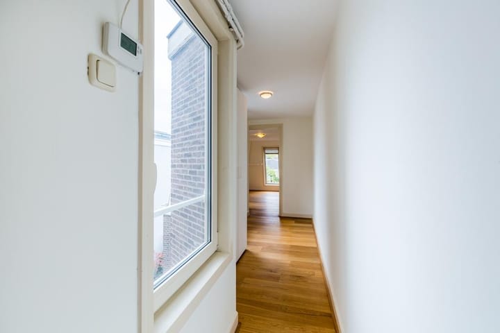 Photo 13 of Noordeinde 36-B