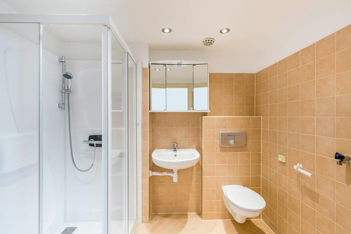 Photo 17 of Noordeinde 36-B