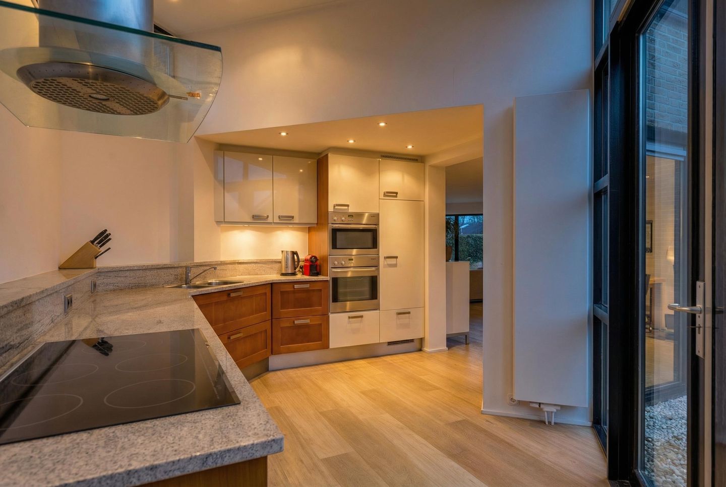 Foto 25 van Merwedestraat 15