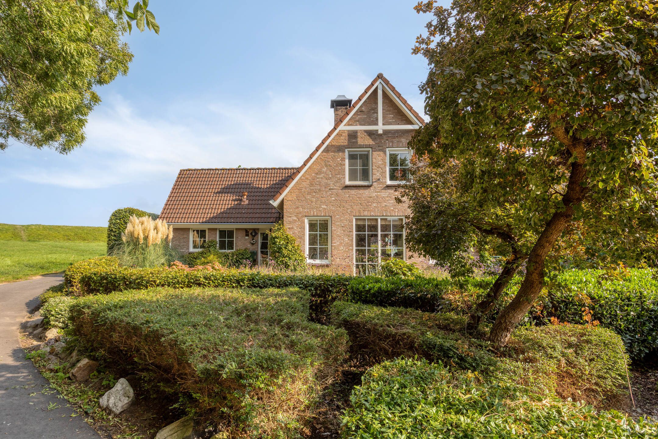 Photo 45 of Wethouder Arntzstraat 40-A