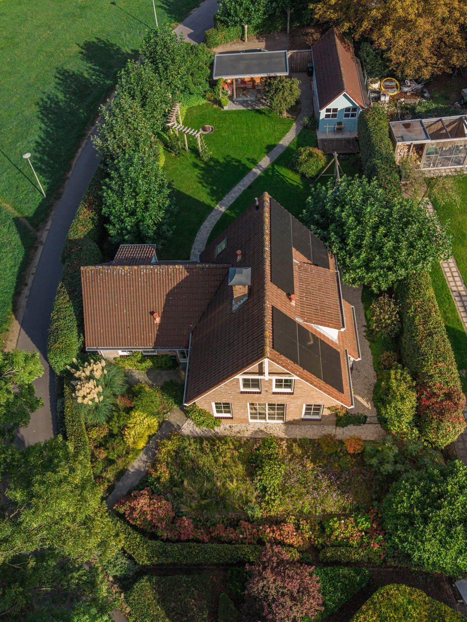 Photo 48 of Wethouder Arntzstraat 40-A