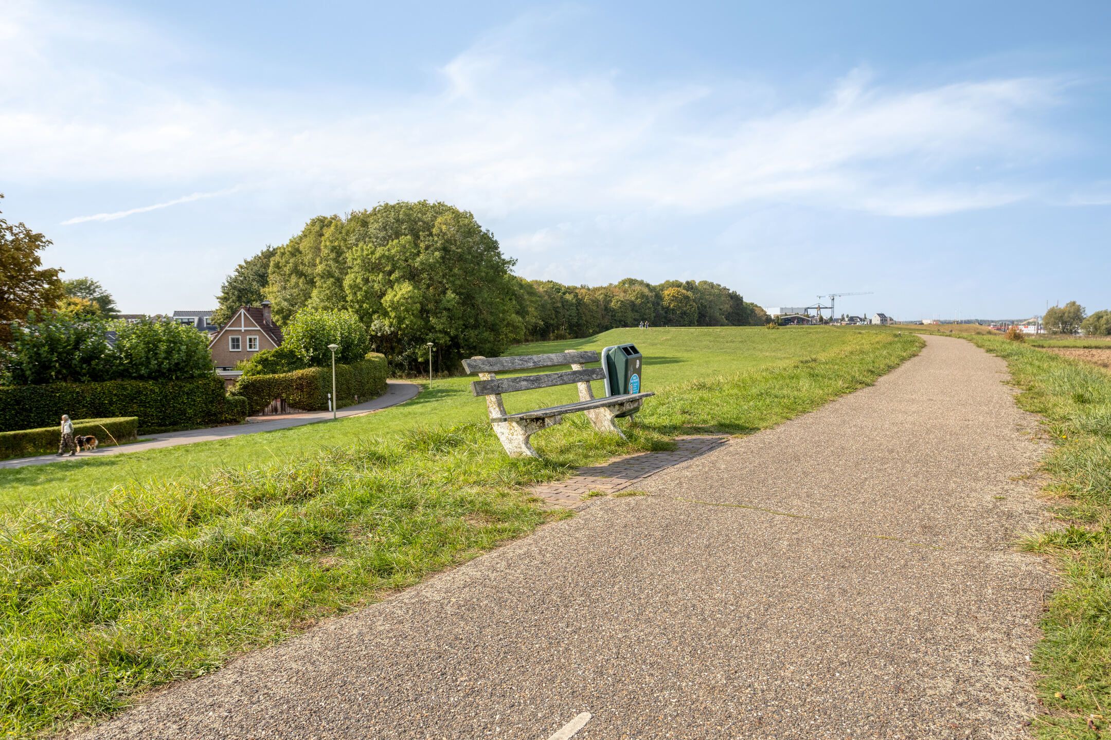 Photo 54 of Wethouder Arntzstraat 40-A