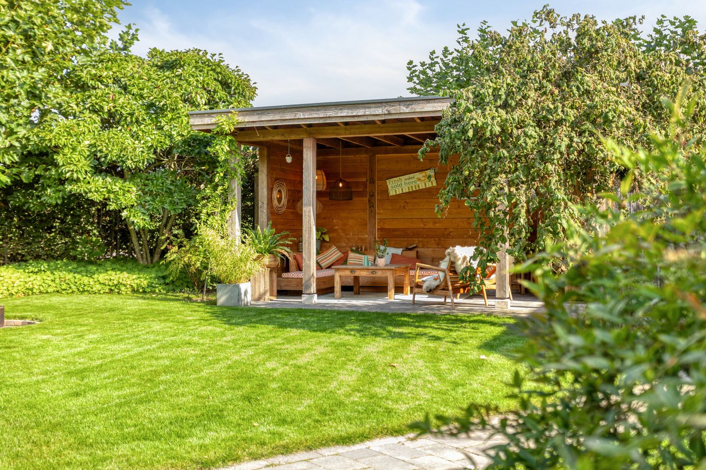 Photo 40 of Wethouder Arntzstraat 40-A