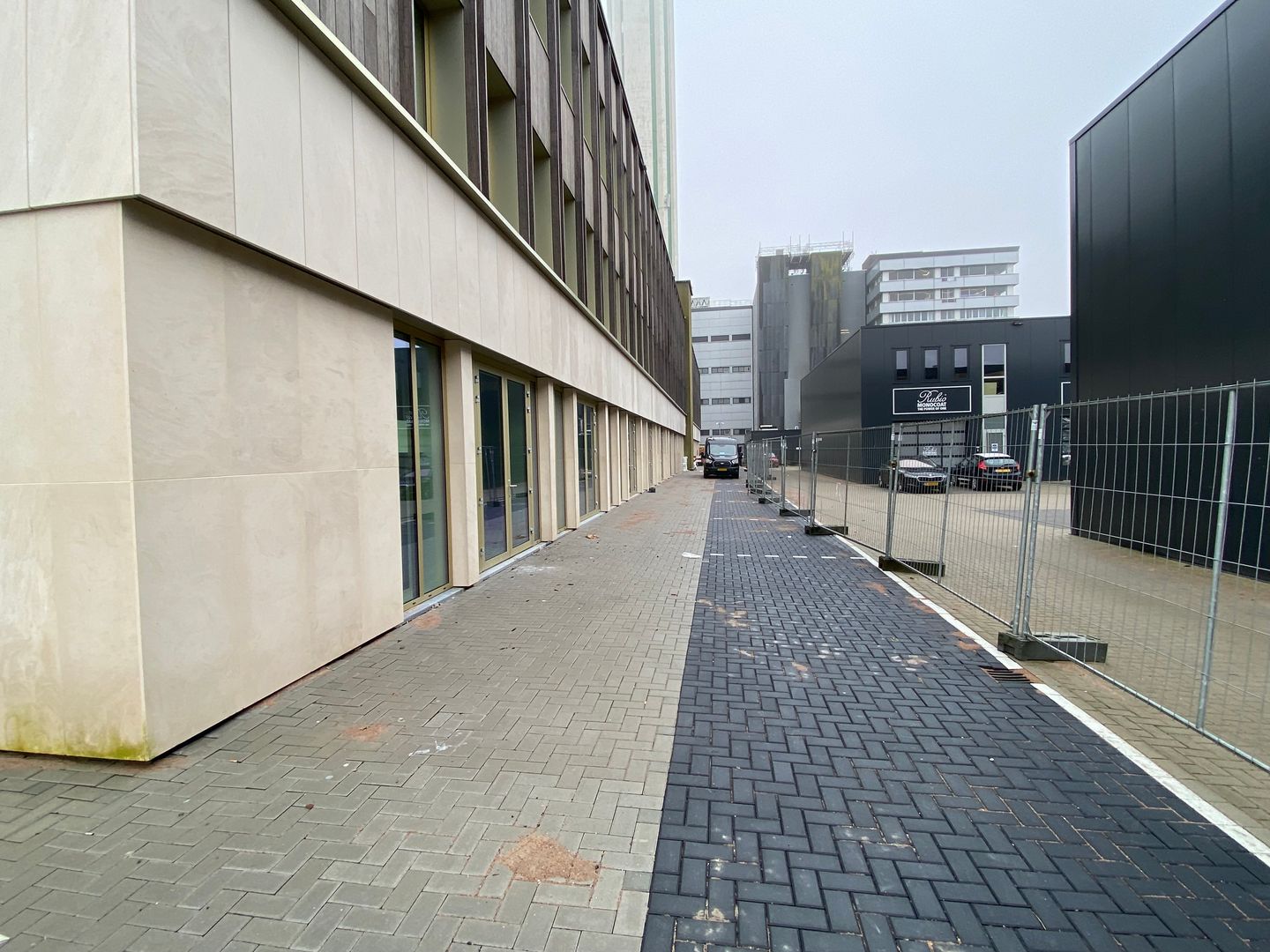 Bekijk foto 2 van A. Hofmanweg 1-B28