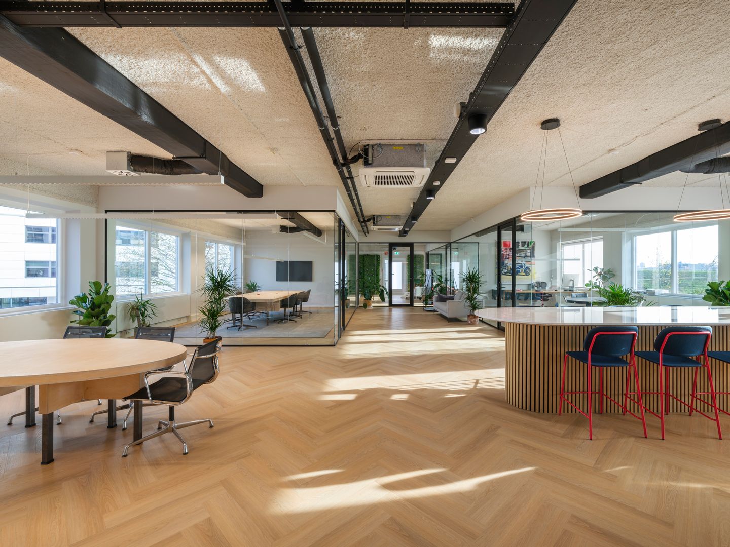 View photo 3 of Fleminglaan 10