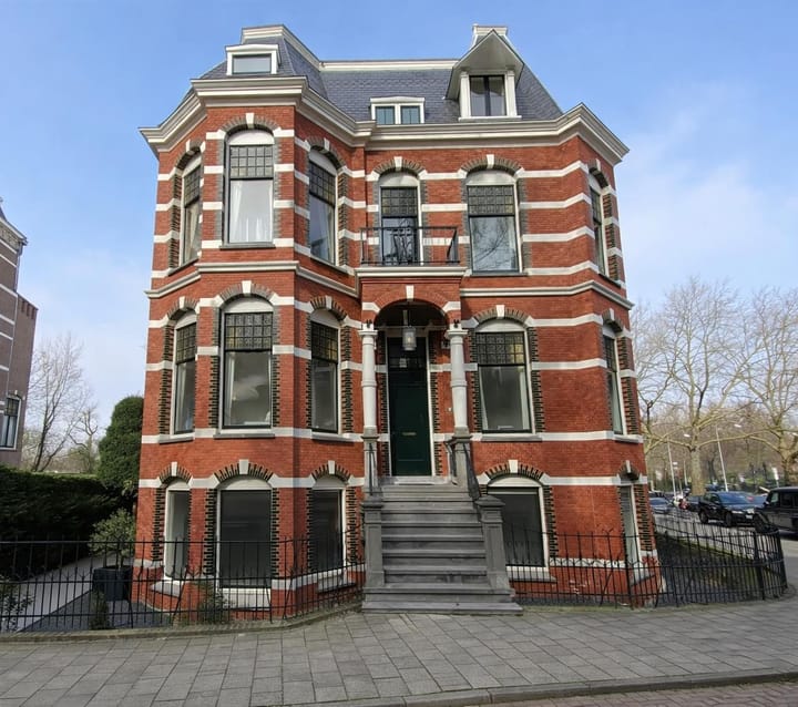 Van Eeghenstraat 82, Amsterdam