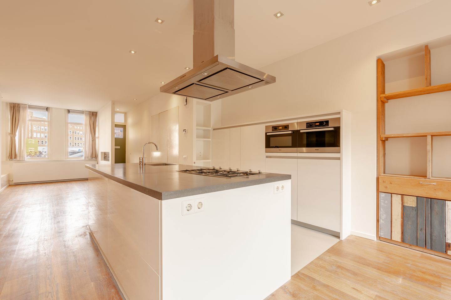 Photo 10 of Kanaalstraat 193-H