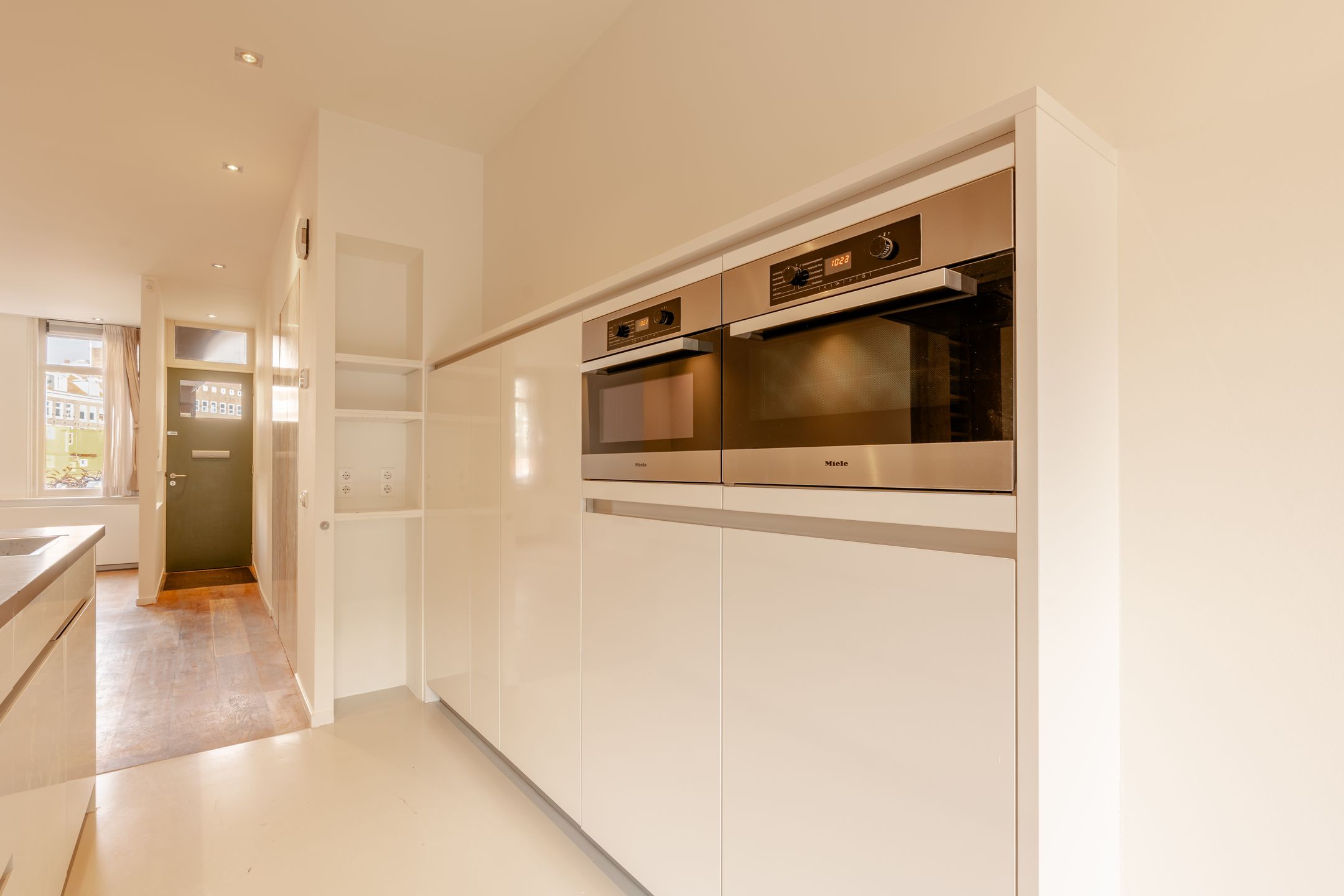 Photo 12 of Kanaalstraat 193-H