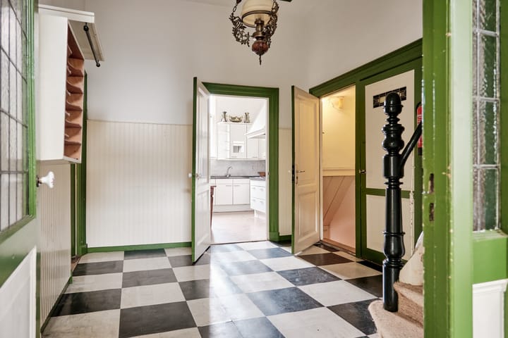 Photo 4 of Kenaustraat 7