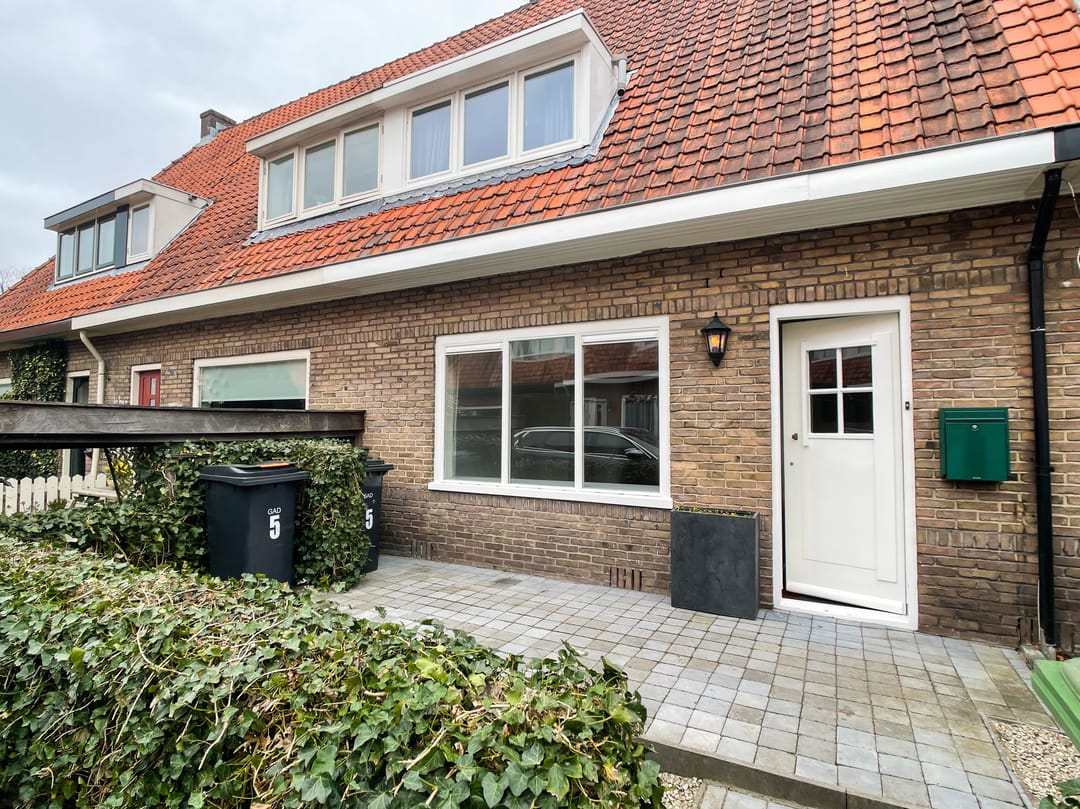 Tussenwoning aan Van Hoornstraat 5, Hilversum