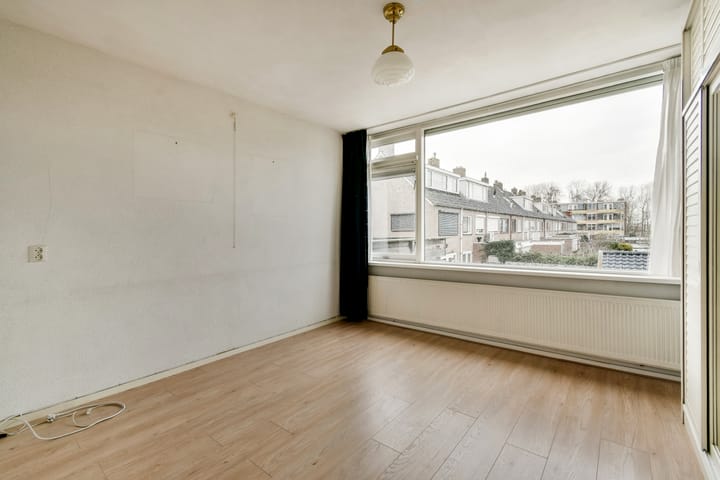 Photo 11 of Willibrorduslaan 49