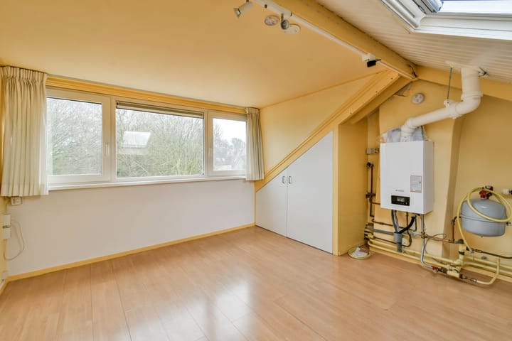 Photo 20 of Willibrorduslaan 49