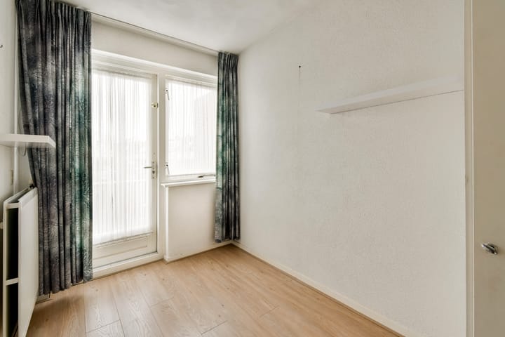 Photo 16 of Willibrorduslaan 49