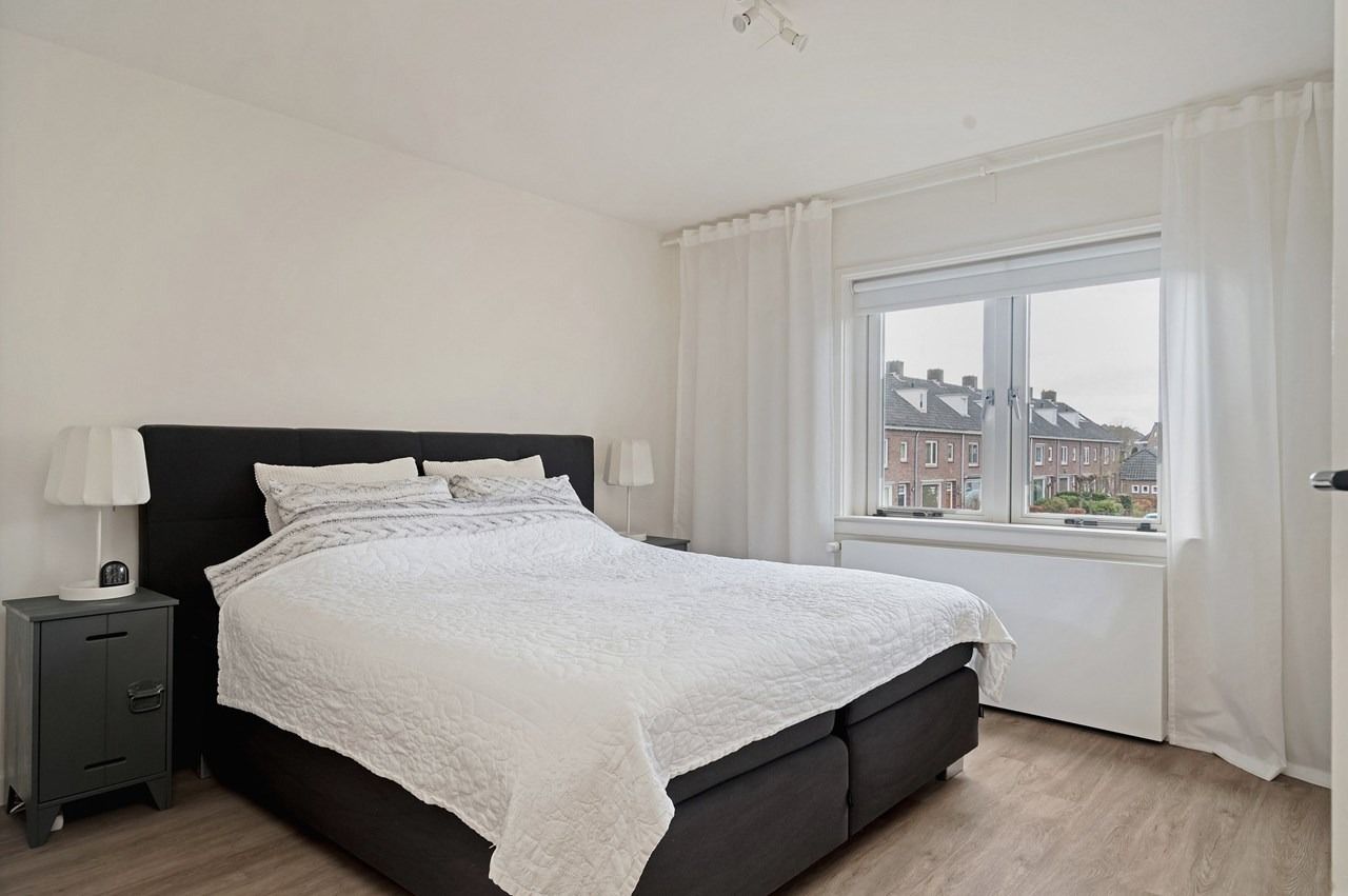 Photo 14 of Tromplaan 4